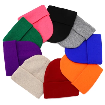 2021 Зимни дамски нови шапки за момичета, вязаная луминесцентна шапка за възрастни, меки модерни цветове, топла шапка за улицата, дамски ежедневни шапка